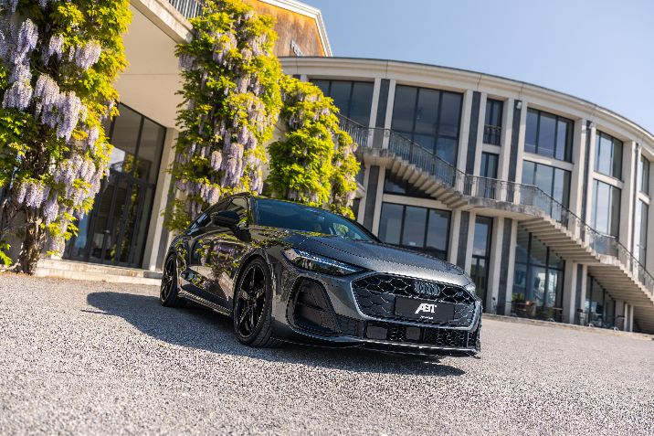 Kraft.Eleganz.Überlegenheit 